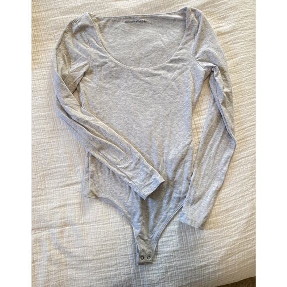 Abercrombie & Fitch Women Heather Gray scoop neck round neck Bodysuit S - Picture 1 of 2